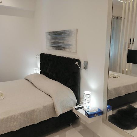 The Syntagma Luxury Suite Athens Ngoại thất bức ảnh