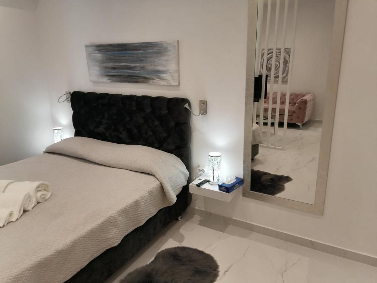 The Syntagma Luxury Suite Athens Ngoại thất bức ảnh