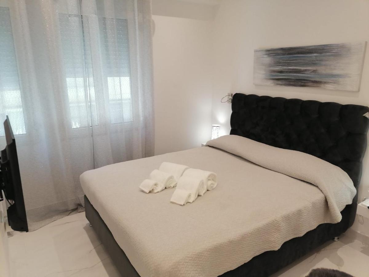The Syntagma Luxury Suite Athens Ngoại thất bức ảnh