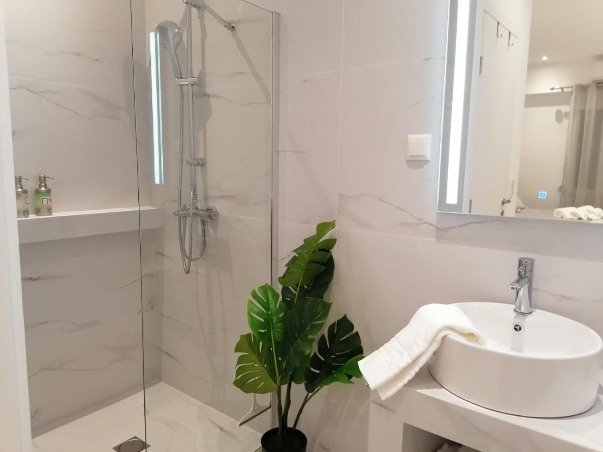 The Syntagma Luxury Suite Athens Ngoại thất bức ảnh